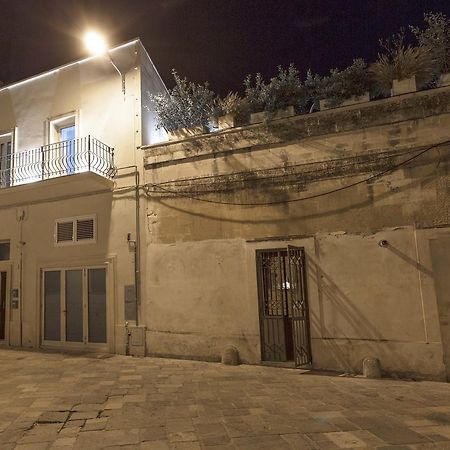 La Loggia dei Raynò Lecce Exterior foto